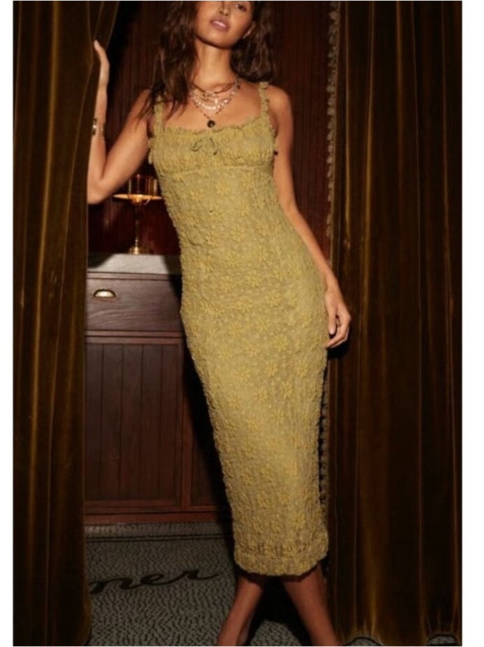Lucinda Lace Midi Dress